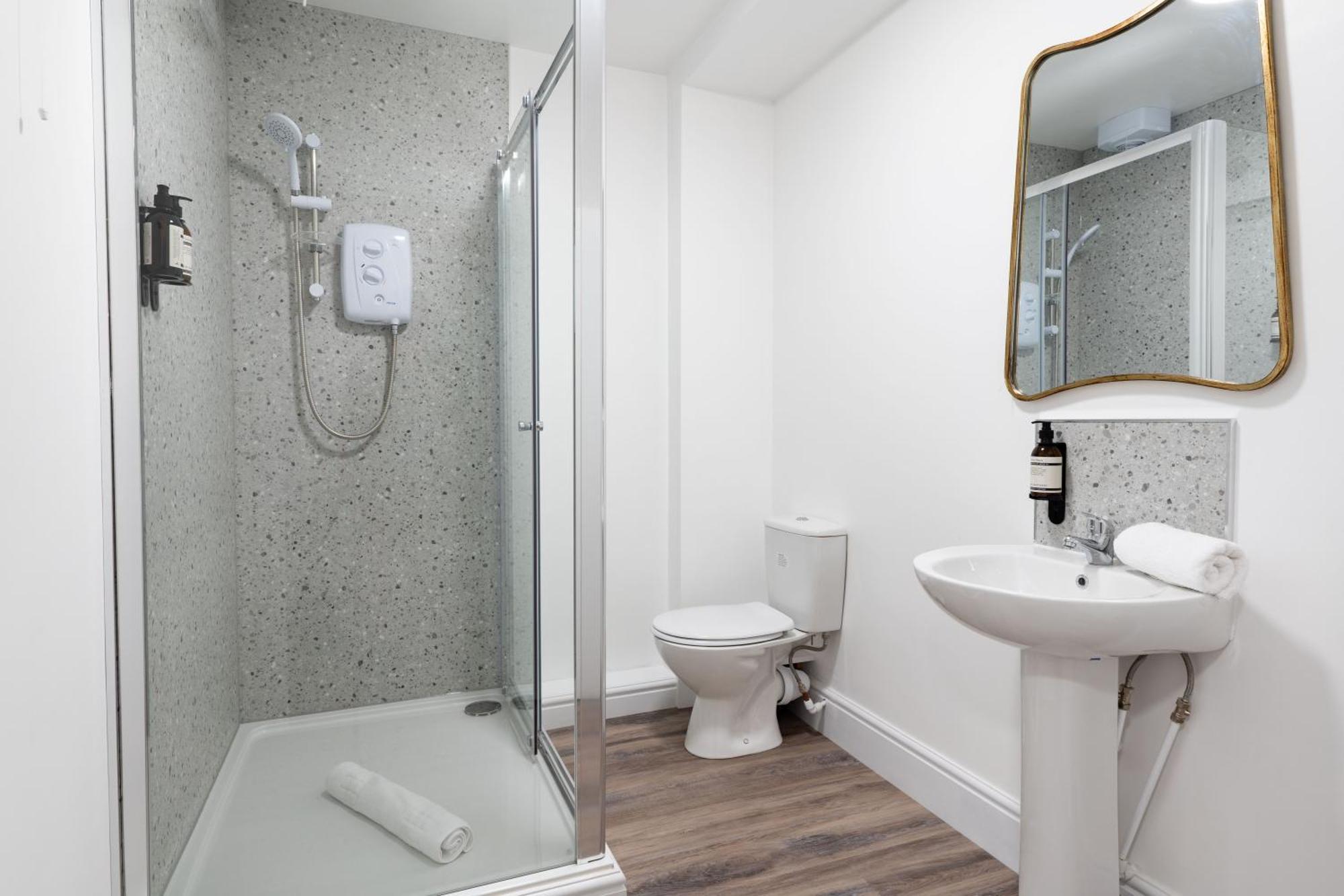 Wellington Place I Your Apartment Bristol Eksteriør bilde